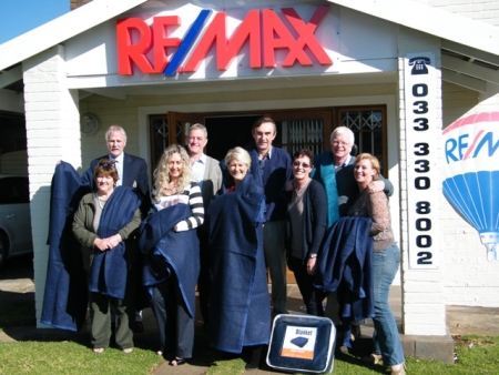 howick remax blanket drive